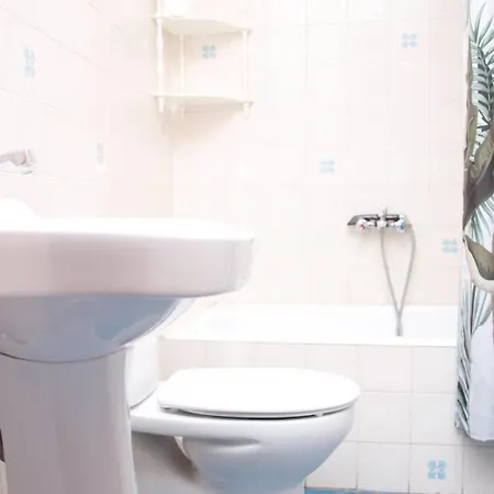 Fuenteciruelos Holiday home *